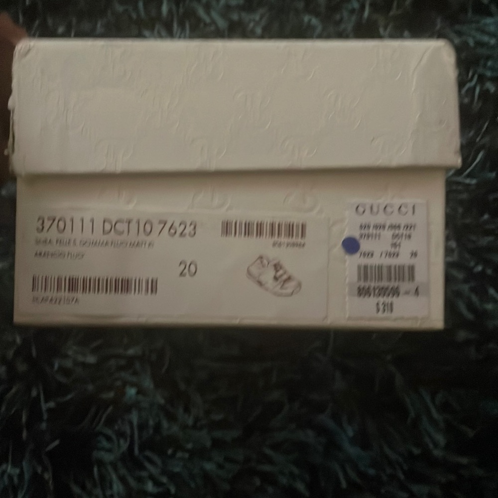 Gucci sneakers